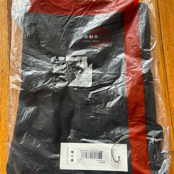 NWT Three Dots Rocker Tank. - Picture 2 of 9